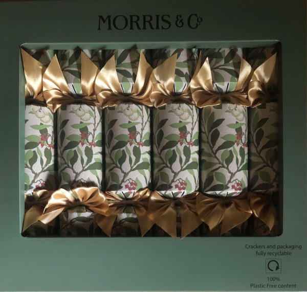 Morris arbutus christmas crackers